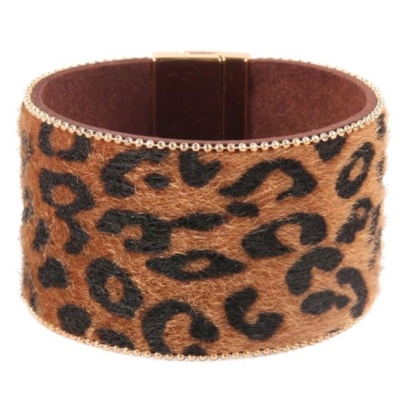Leopard Cuff Bracelets - Picture 2 of 4